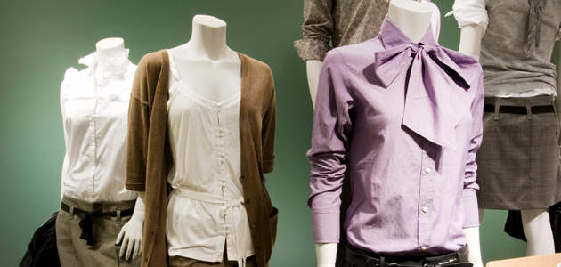 vêtements sur mannequins