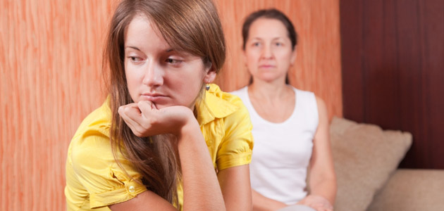 fille et maère fâchées